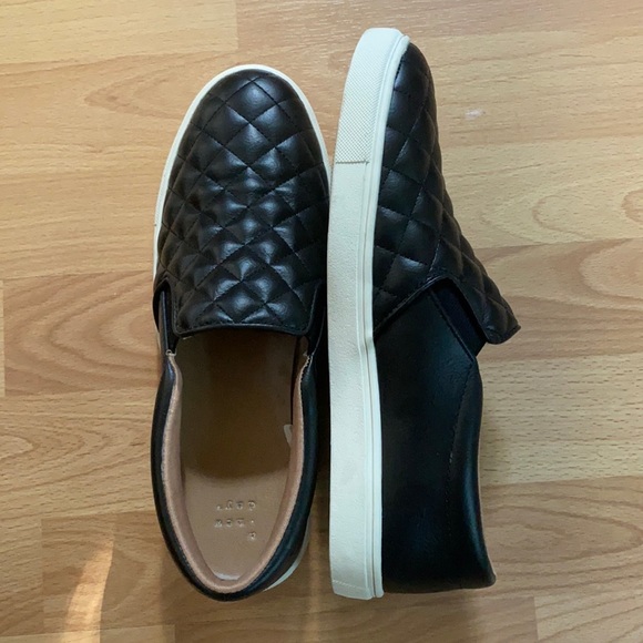 Memory Foam Shoes - Picture 2 of 4